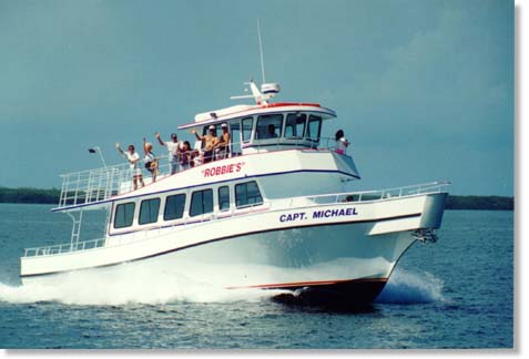 Robbie's Partyboat - The Capt. Michael